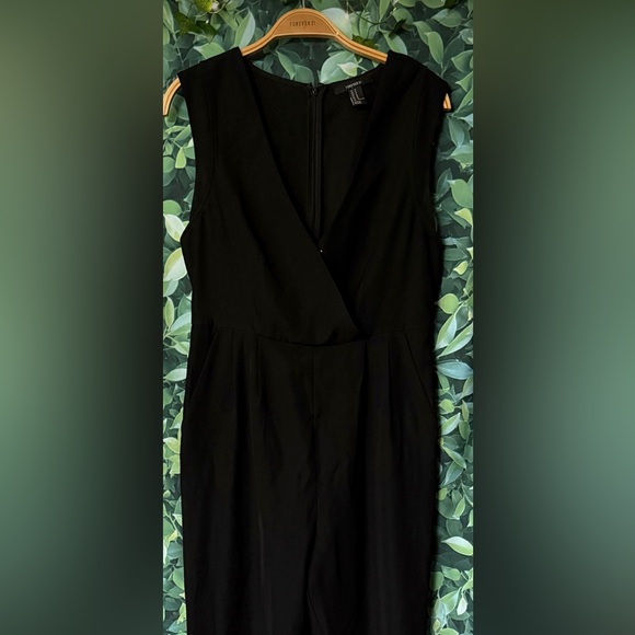 Forever21 black romper - Picture 10 of 10